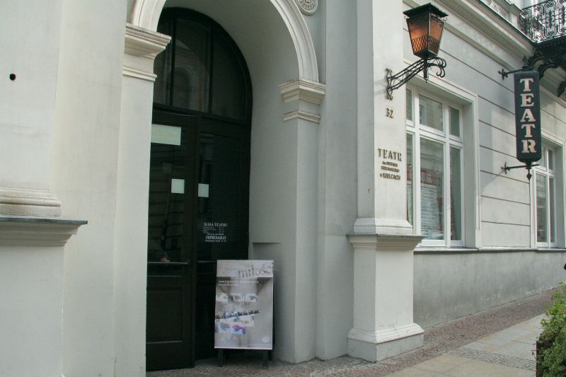Teatr Żeromski - wejście