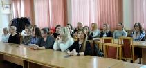 W szkoleniu wzięło udział 31 pracowników, głównie z Ośrodków Pomocy Społecznej gmin powiatu staszowskiego..JPG